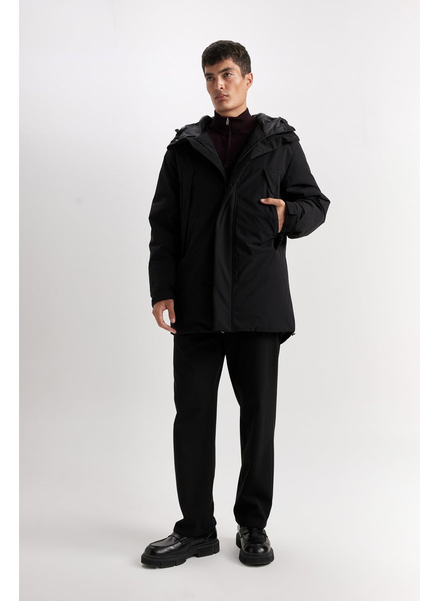 Man Regular Fit Zippered Puffer Jacket