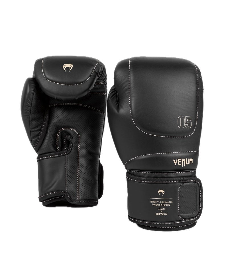 Venum Impact Evo Boxing Gloves Black 10 oz