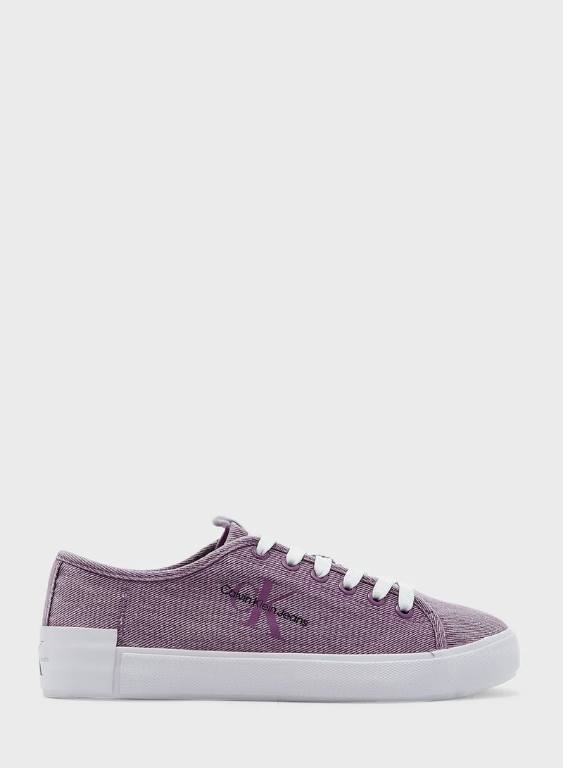 CALVIN KLEIN Vulcanized Lace Up Sneakers