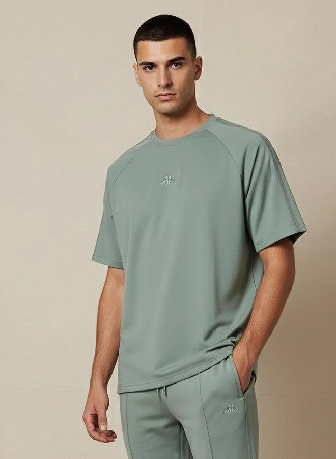 كابا تيشيرت رجالي مطرز بشعار كابا