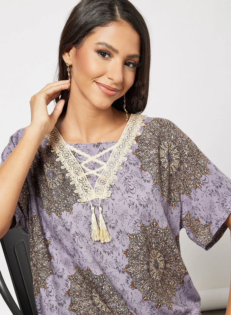 Hayat Jalabiya In Abstract Print  With Lace And Tassel Embellishments