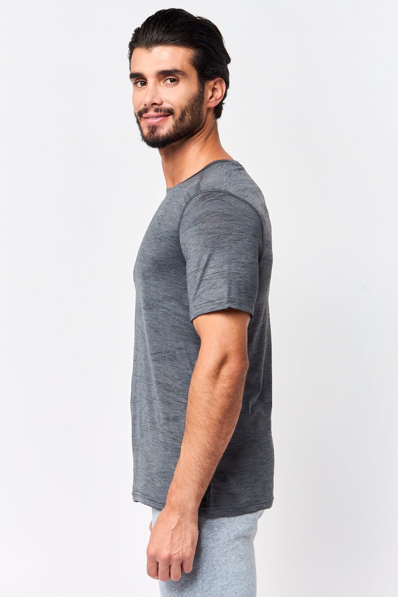MOTION Men Sportswear Fit Short Sleeve Training T-Shirt, Grey - Image 3