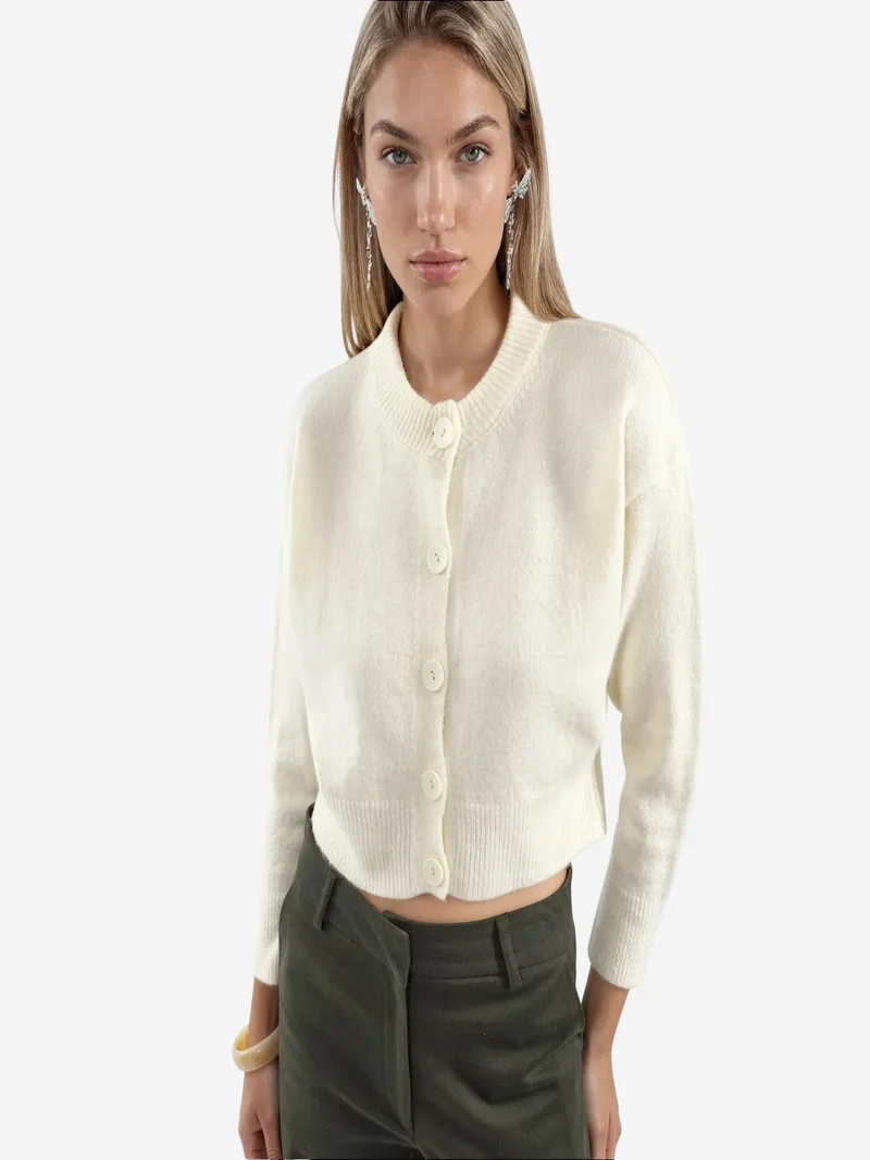 فيورنا VIORNA Crop Ribbed Cardigan With Buttons