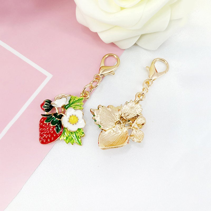 4Pcs Adorable Strawberry Keychains Chic Car Bag Pendants Metal Key - Image 1
