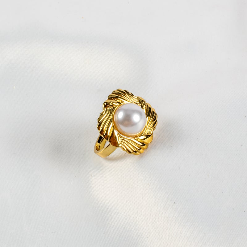 خاتم أستانليس ستيل ذهبي فري ساييز - Image 1