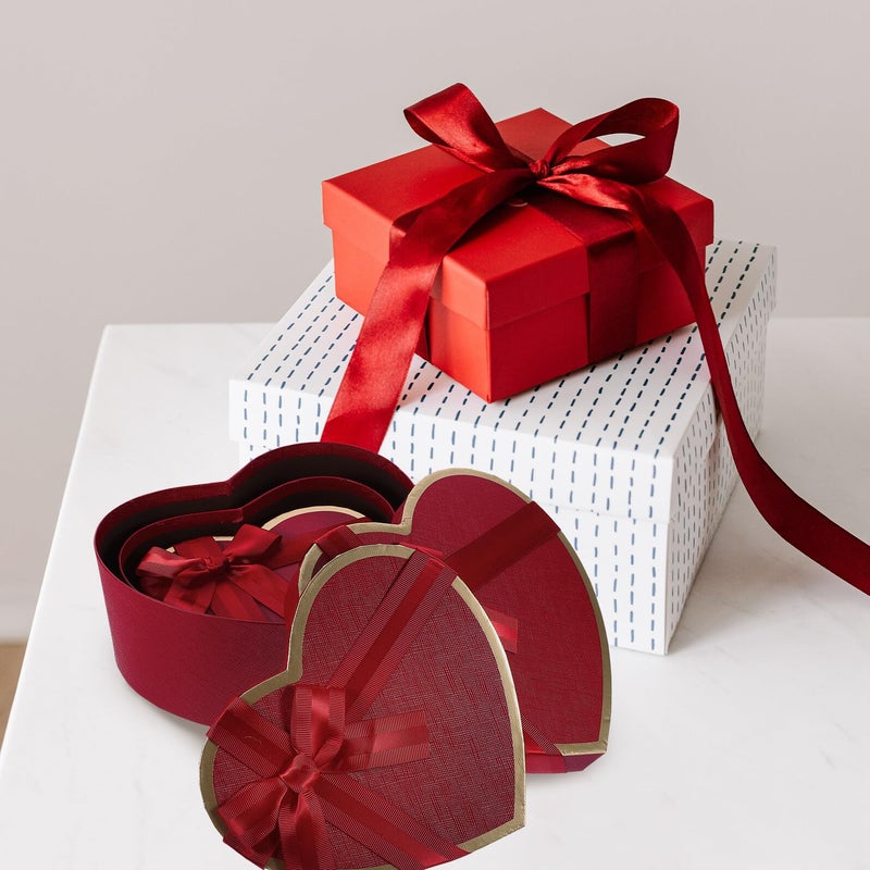 Wine Red Heart Shaped Gift Box With Lid For Birthday And Valentine Presents - Image 5