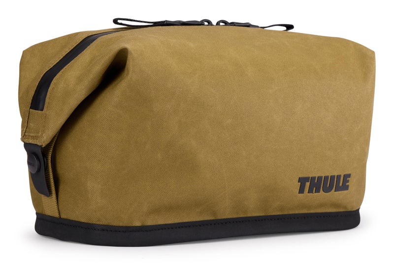 Thule Aion Toiletry Bag - Water-resistant bag for toiletries, makeup and shaving essentials - Removable liquids bag included - Easy to clean - Snap loop to easily hang - Waxed, PFC-free fabric - Image 1