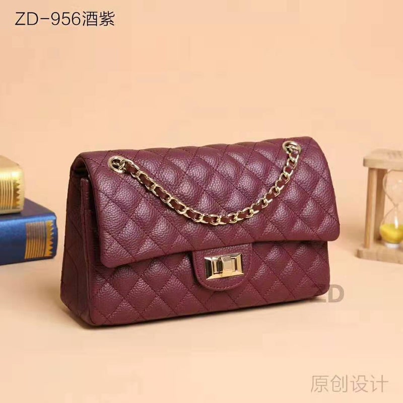 Explosions Small Fragrant Style Rhombus Bag Top Layer Leather Retro Square Buckle Chain Bag Fashion Shoulder Bag - Image 2