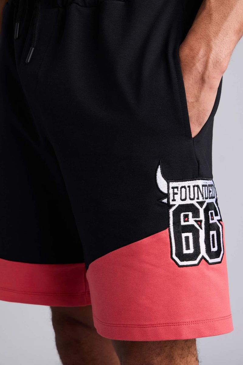 DeFacto Standard Fit Short Leg NBA Chicago Bulls Shorts - Image 4