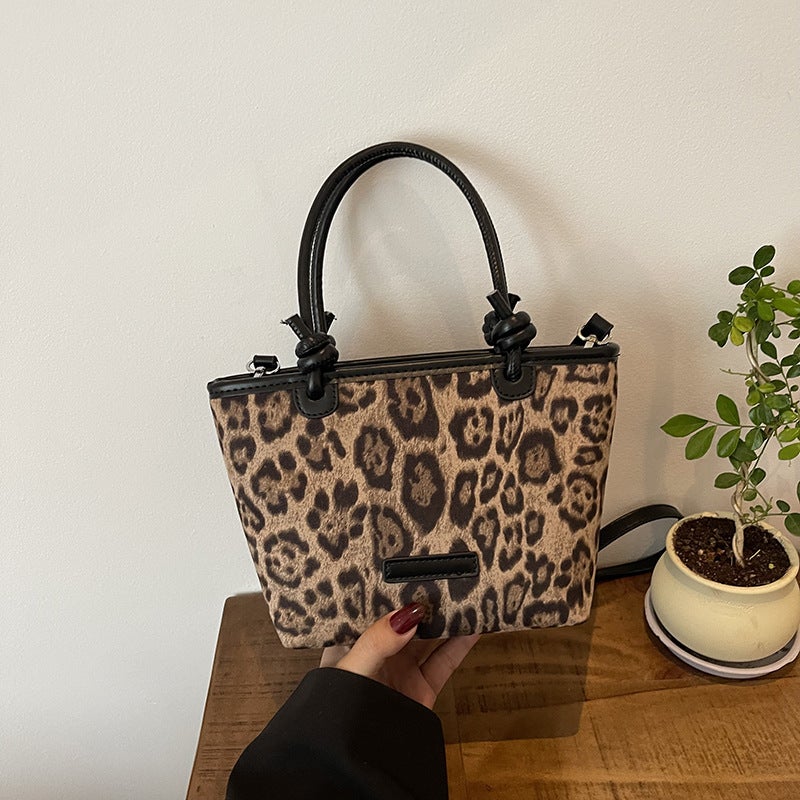 Distinctive Fashion Leopard Bucket Bag Women'S Bag Retro Crossbody Bag Texturized Western Style Shoulder Bag - Image 2