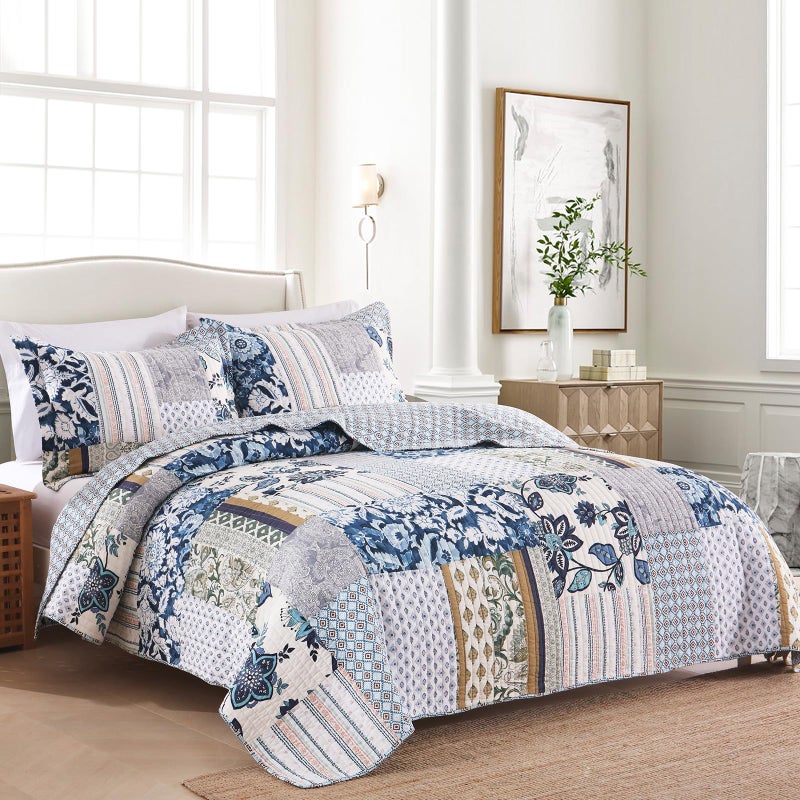 Yvooxny King Quilt Set Reversible Quilted Bedspread 3-Piece Lightweight Floral Real Patchwork Coverlet Bedding Set with Pillowcases for All Seasons, 108 * 96 Inches - Image 2