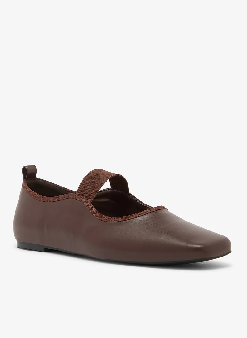 GLAMOROUS Square Toe Ballet Flats