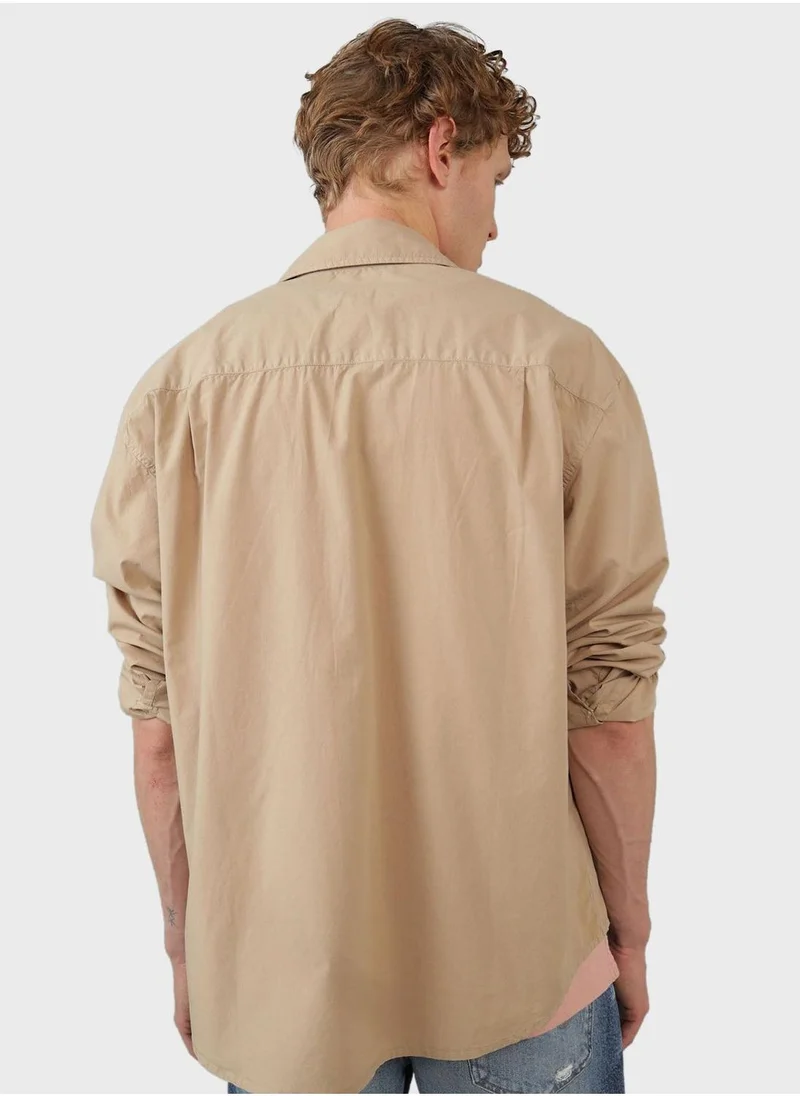 امريكان ايجل Front Pocket Regular Fit Shirt