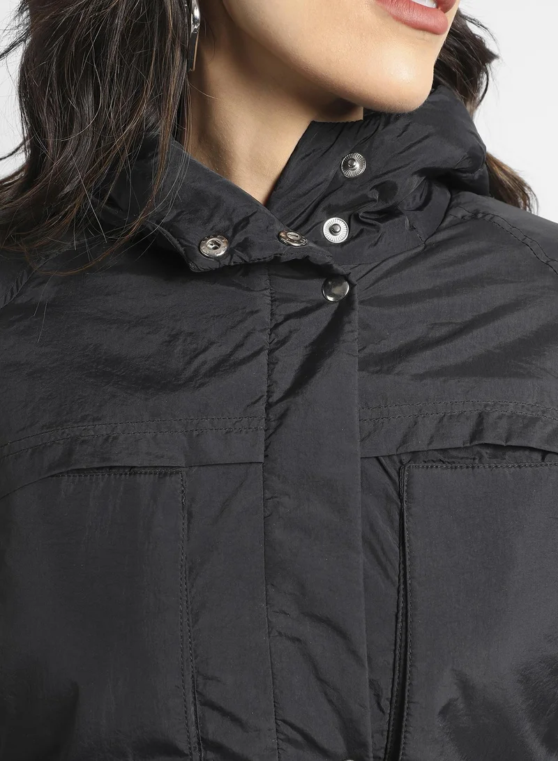 Campus Sutra Women's Black Puffer Jacket With Tie-Up Waist