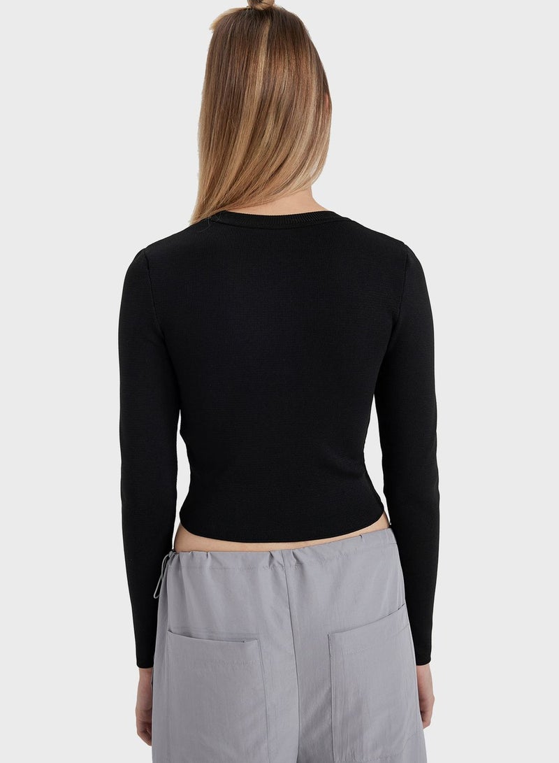 DeFacto Slim Fit Round Neck Sweater  - Image 2