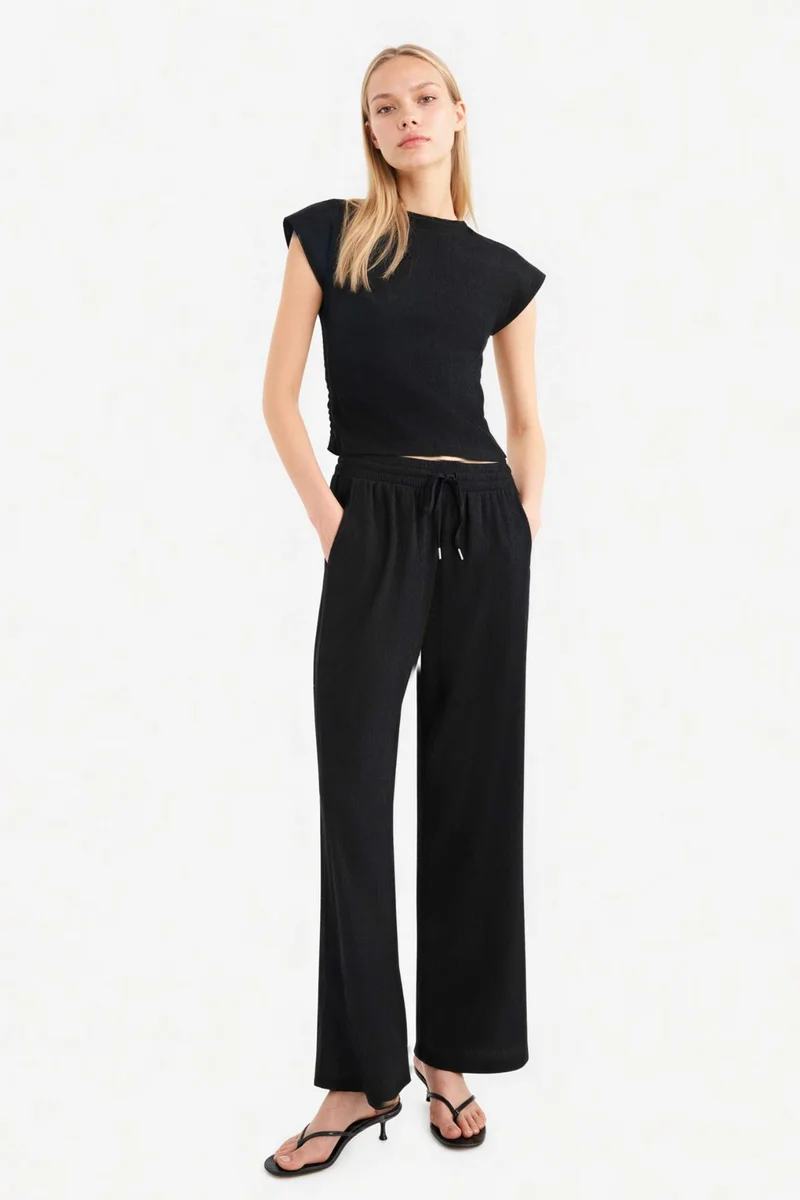 Defacto Slim Fit Crew Neck Crepe T-Shirt