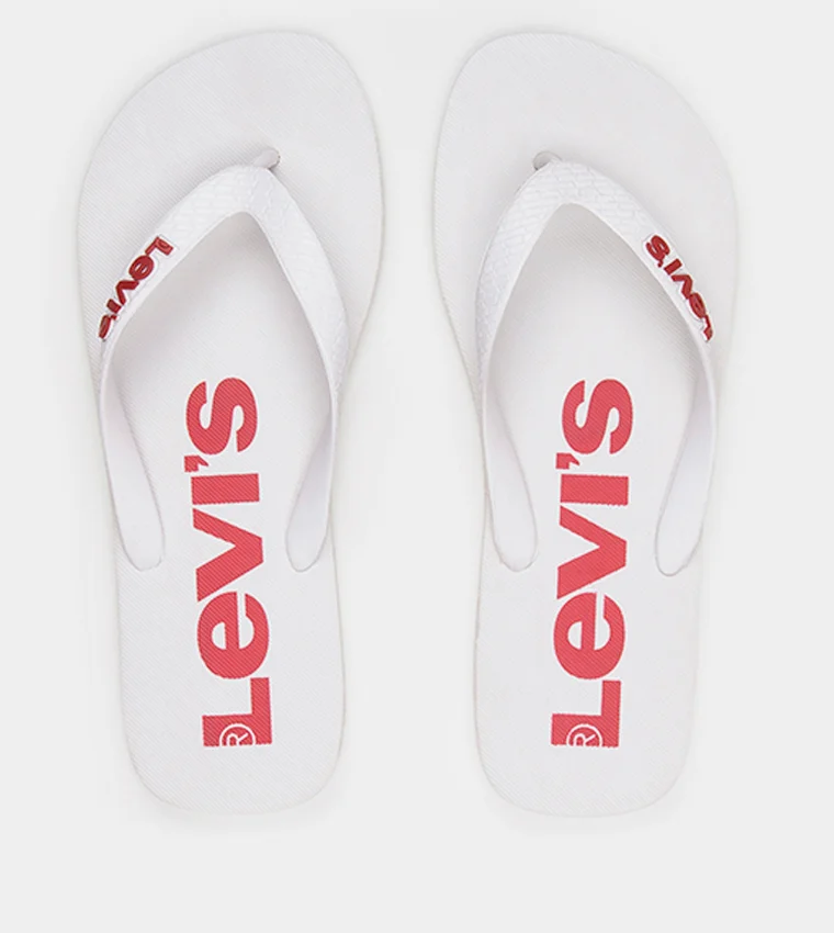 ليفايز شباشب رجالية بتفاصيل شعار