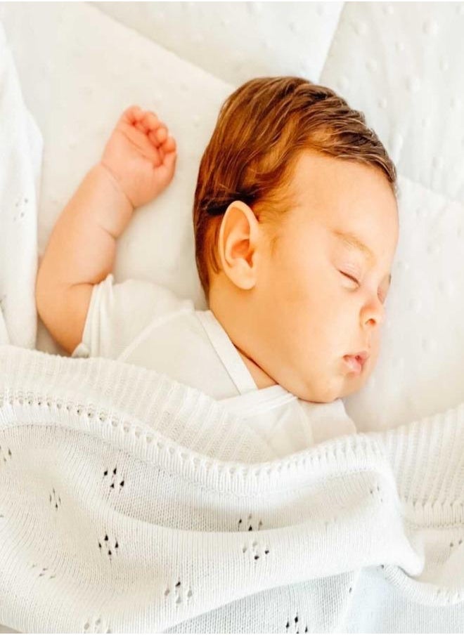 Elli Junior - Huge Knitted Blanket In Organic Cotton, White - Image 1