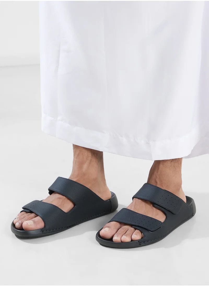 روبرت وود Arabic Sandals