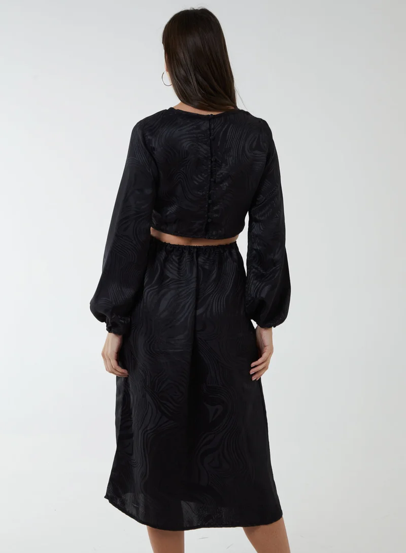 بلو فانيلا فستان ميدي بفتحة عند الرقبة