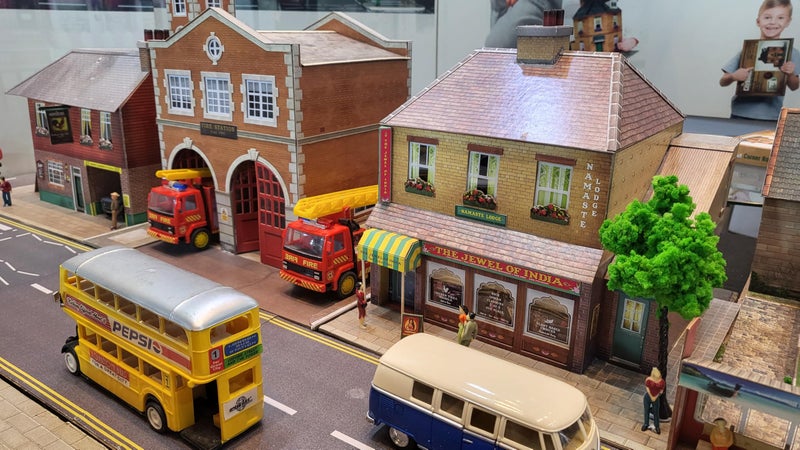 The CityBuilder Indian Restaurant Model Making Kit 1:43 Scale (7mm) O Gauge - Image 4