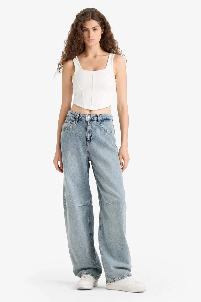 DeFacto U-Neck Corseted White Crop Top