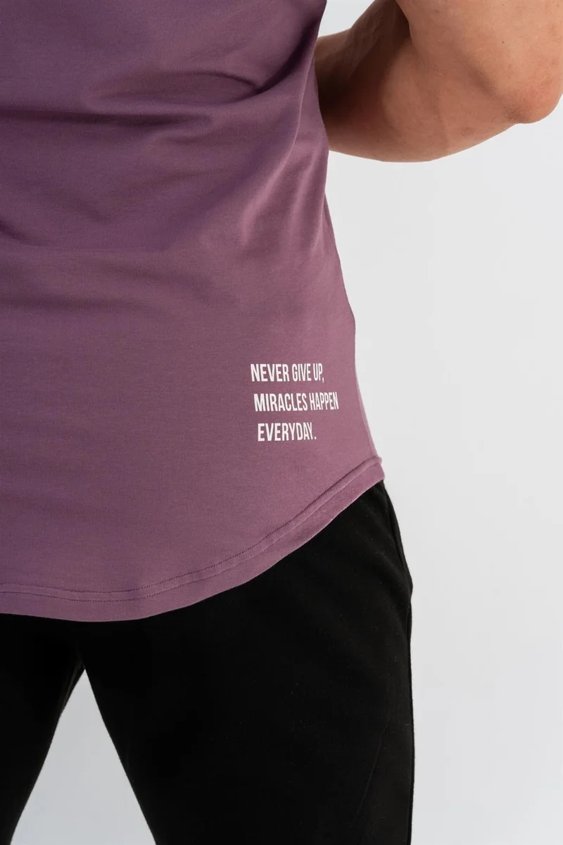 Gymwolves Men's Sports T-Shirt | T-Shirt | Purple | Workout Tanktop | Never Give Up |