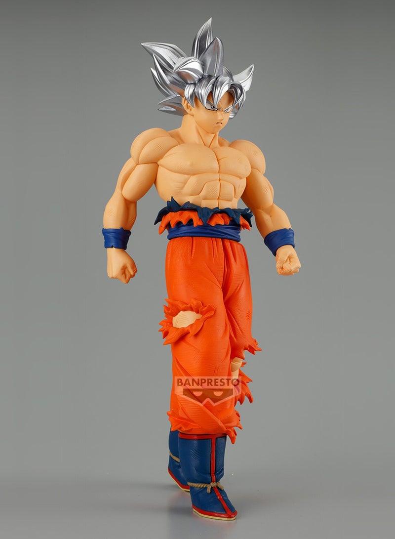 Banpresto Dragon Ball Super Solid Edge Works Son Goku Ultra Instinct Statue - Image 3
