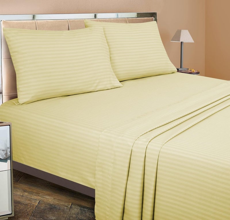 ROYALE LINENS طقم شراشف كاملة 4 قطع من رويال لينينز - فراش مايكروفايبر ناعم 1800 - 1 شرشف مجهز، 1 شرشف مسطح، 2 كيس وسادة - مقاوم للتجعد والبهتان - شراشف فندقية فاخرة (بيج مخطط، كامل) - Image 5