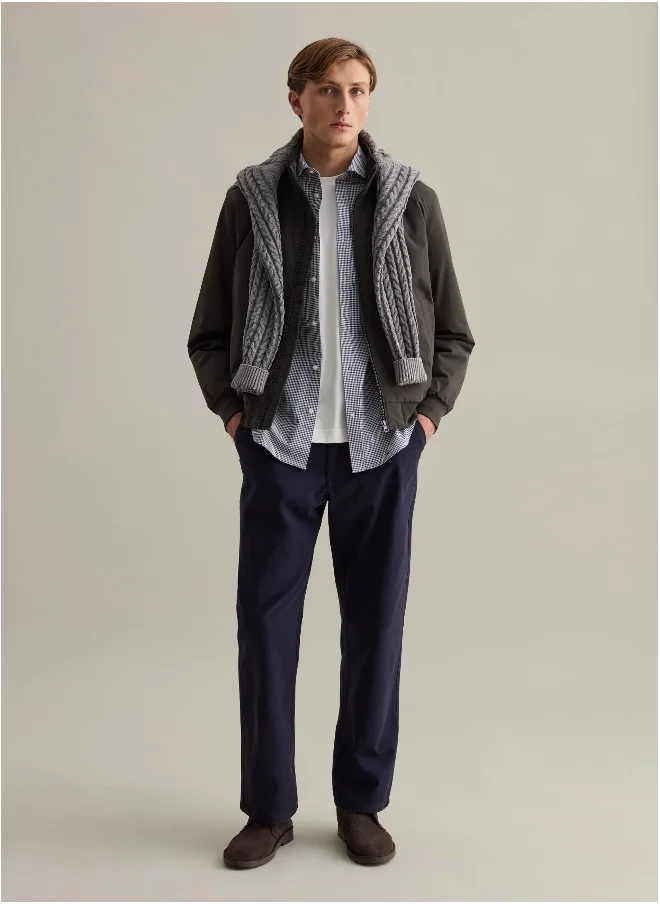 او في اس Full-zip bomber jacket with high neck