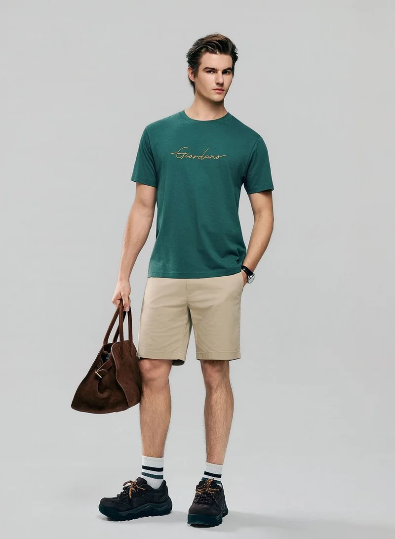 GIORDANO Men’s Slim Fit Cotton Signature Print Tee