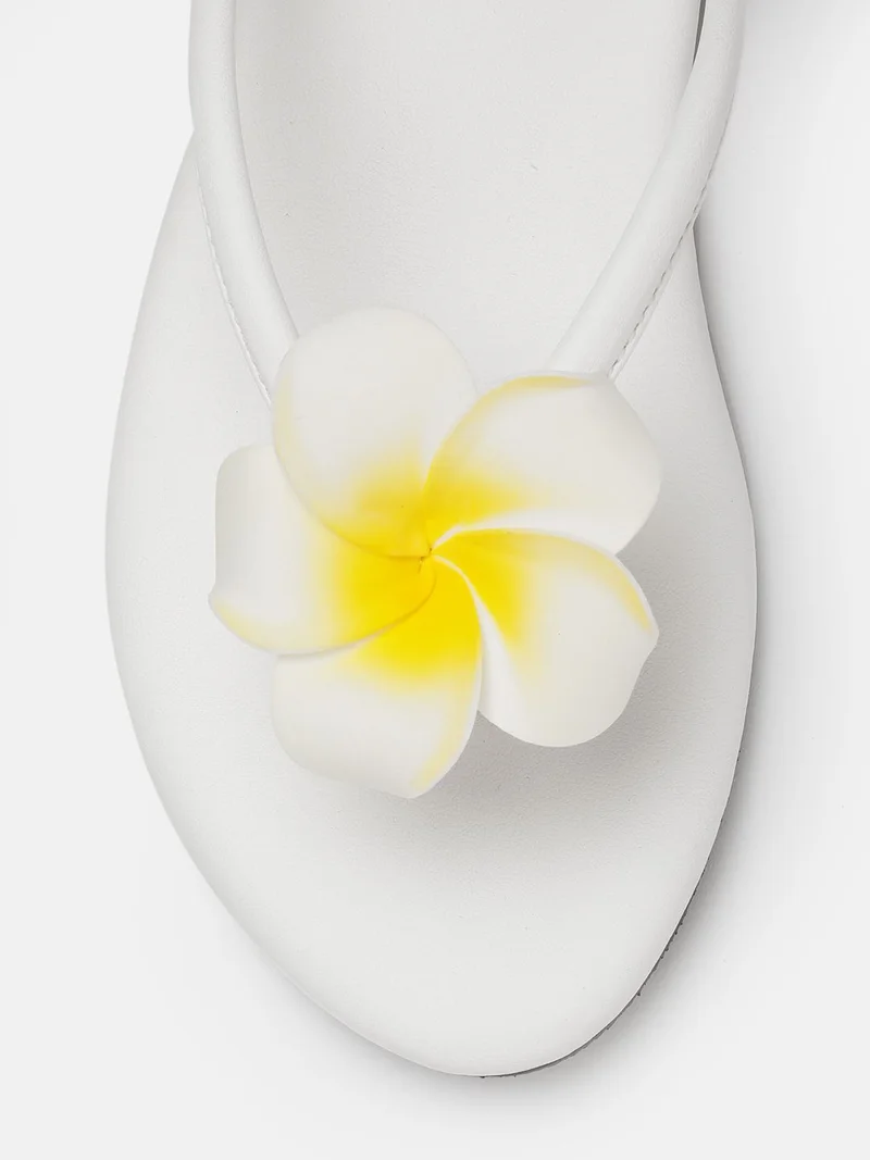 ZORIWORLD  BALI White Summer Flats for Women - Memory Foam & Floral Embellishment for Women | Best Price UAE