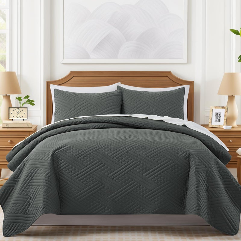 Lavsiry Cal/California King Size Dark Grey Quilt Set  Summer Lightweight Oversized Thin Comforter Bedding Set  Soft Microfiber Bedspread & Coverlet - 3 Piece(1 Quilt  2 Pillow Shams) - Image 2