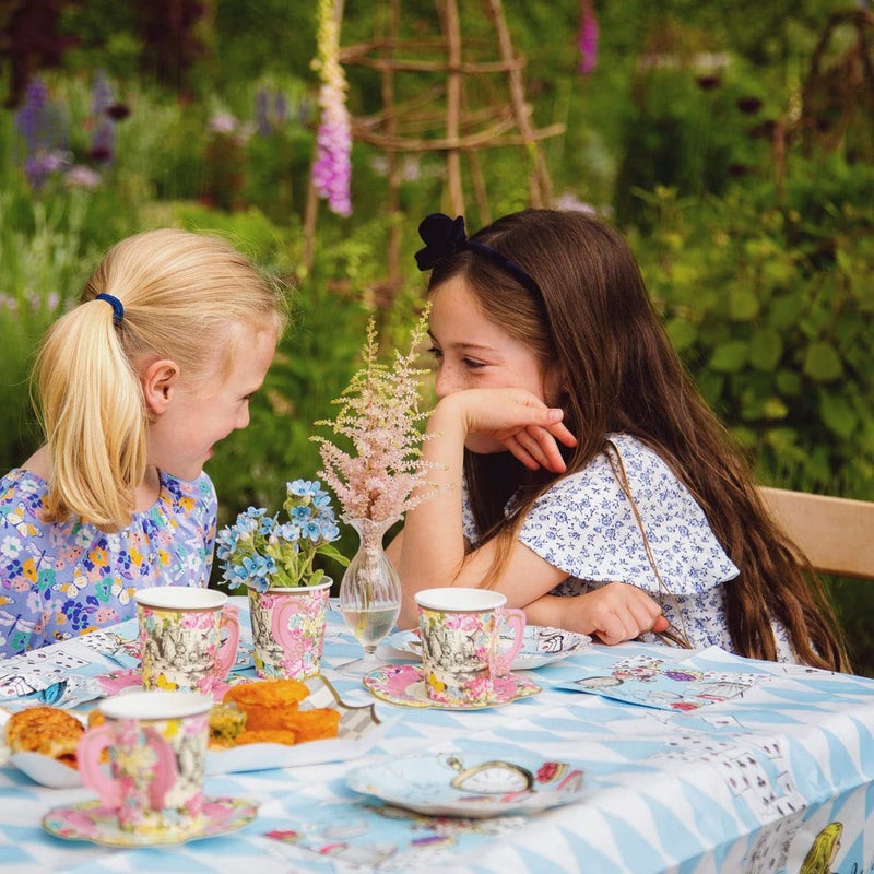 Talking Tables طقم أكواب حفلة قبعة المجنون من تروالي أليس في بلاد العجائب مع مقبض وصحون بتصميمات 3 لحفلة شاي أو عيد ميلاد - Image 3
