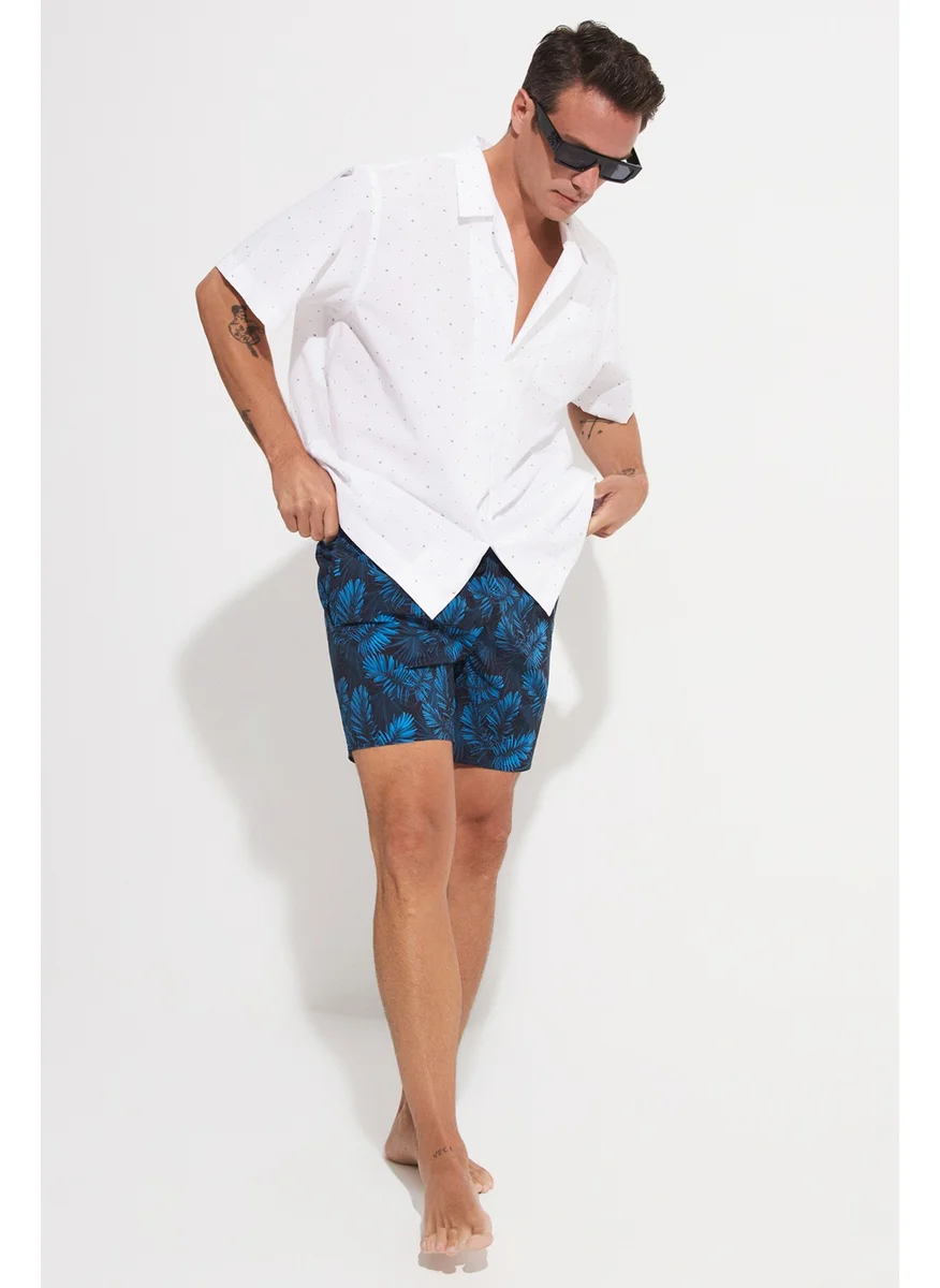 جون Men's Regular Fit Patterned Denim Shorts