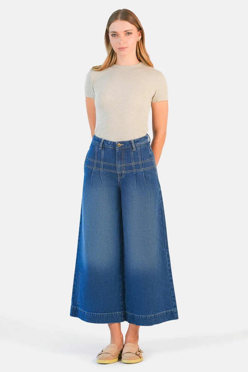 Virgio Solid Cotton Denim Pants With Seam Detail for Women