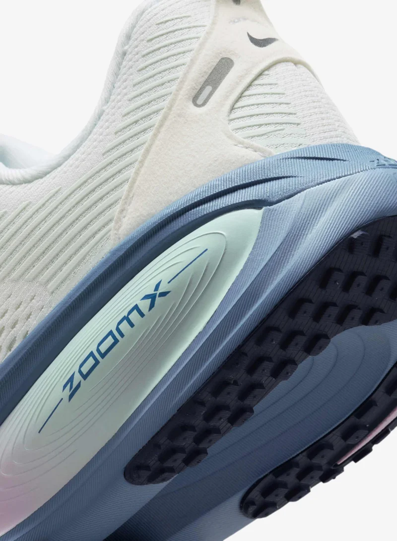 Nike White Women's Vomero 18 Road Running Shoes for Women | Best Price UAE
