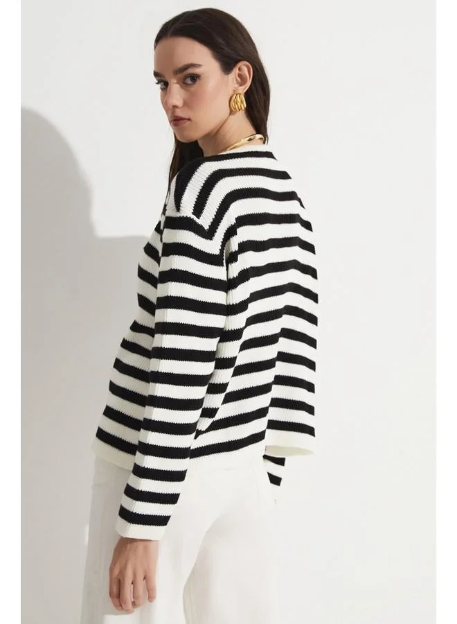 JUNE June Striped Button Detailed Padded Knitwear Cardigan Black - White