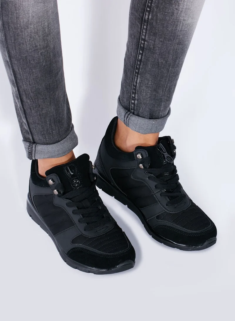 GUESS Casual Sneakers