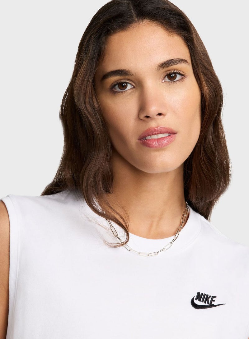 Nike Nsw Club Cropped T-Shirt  - Image 3