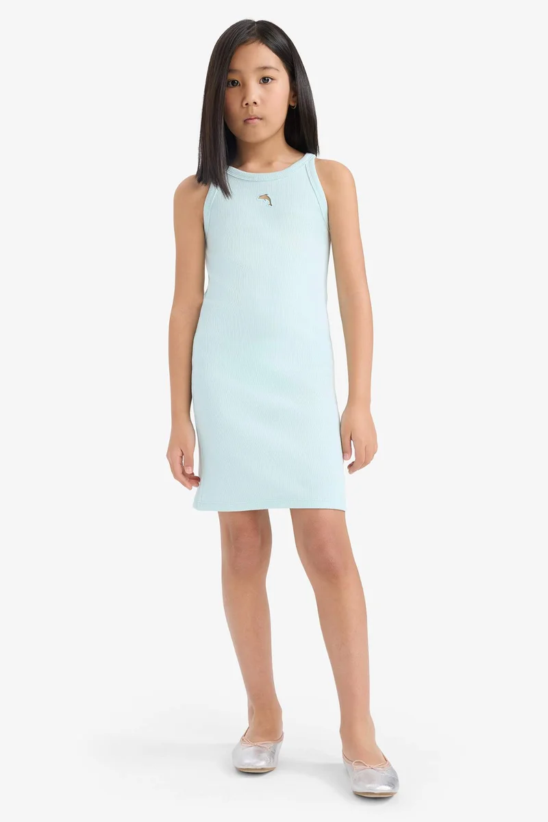 ديفاكتو Slim Fit Sleeveless Knitted Dress