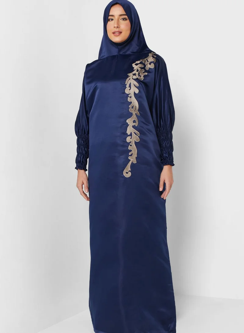 hayas closet Embroidered Detail Cuff Prayer Dress