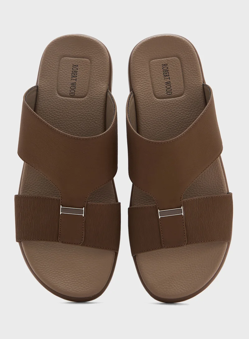 روبرت وود Arabic Sandals