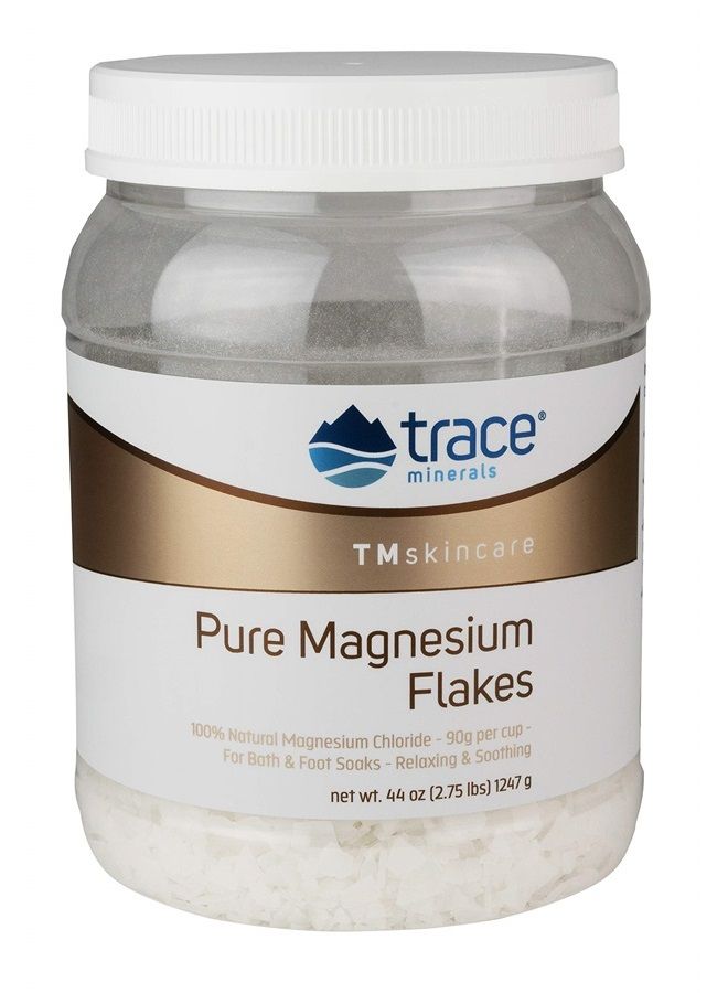 Trace Minerals TMskincare Pure Magnesium Flakes for Bath and Foot Soaks | Promotes Feet Wellness, Soothing, and Muscle Relaxation | 44 Oz (2.75 lbs) 1247 g - Image 1
