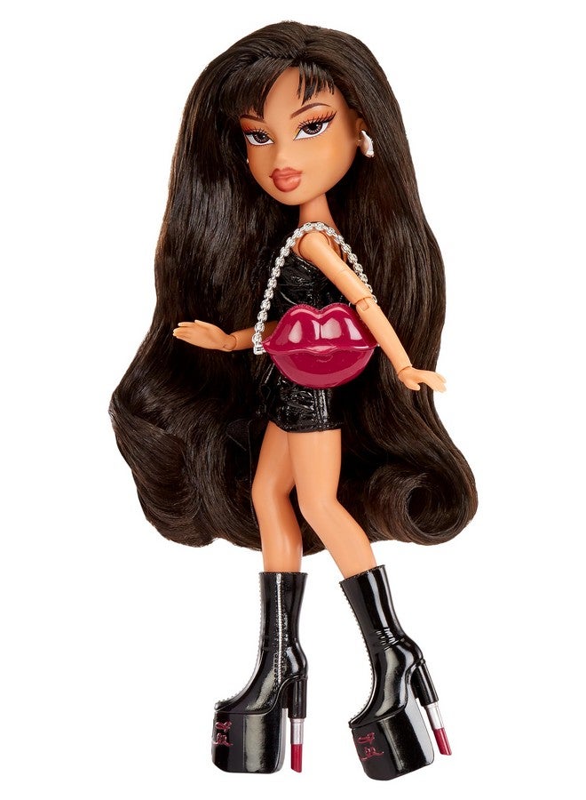 Bratz x Kylie Jenner Day Fashion Doll with Accessories and Poster - Image 4
