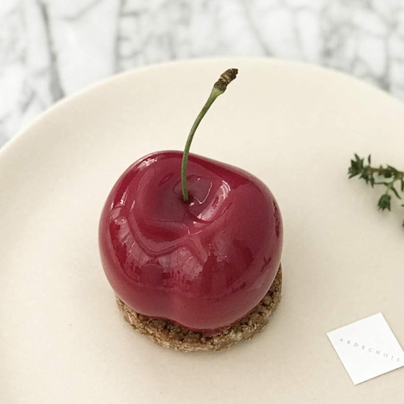 OCPO Kitchen قالب سيليكون كرز من OCPO KITCHEN لخبز كيك الموس، قالب خبز سيليكون ثلاثي الأبعاد للحلويات، المعجنات، الشوكولاتة، الترافل، كب كيك، الجيلي، الكوكيز، البودينغ، تزيين الكيك، شكل كرز (12 تجويفًا) - Image 4