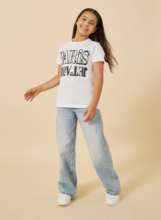 ستايلي تيشيرت بياقة دائرية وطبعة شعار - Image 2