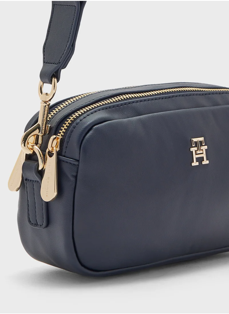 TOMMY HILFIGER Zip Over Crossbody