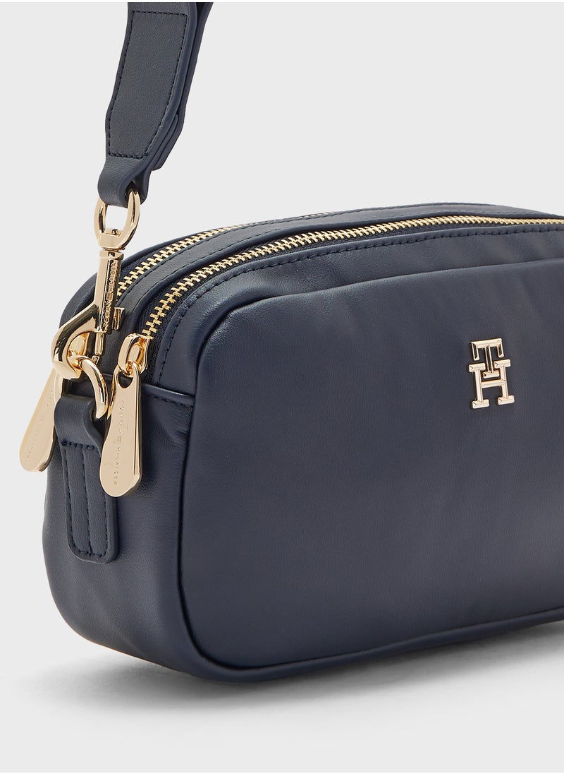 TOMMY HILFIGER Zip Over Crossbody  - Image 4