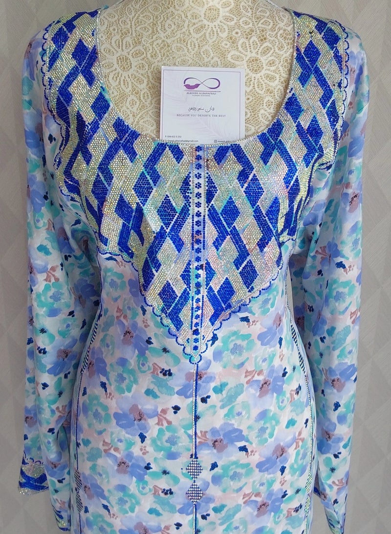 الريش البنفسجي  ALREESH 25 MUKHAWER GULF EMBROIDERY WITH HIS OWN HANDS READY-MADE - Image 1